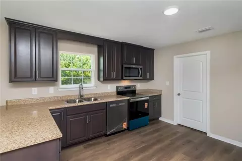 Kitchen - 369 Coventry Way, Mobile, AL 36606 photo 5 of 5