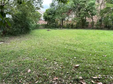 Exterior - 3759 Old Shell Rd, Mobile, AL 36608 photo 5 of 10