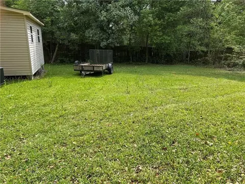 Exterior - 3759 Old Shell Rd, Mobile, AL 36608 photo 7 of 10