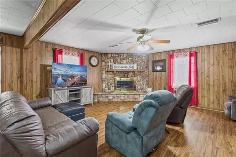 Living - 5751 Howells Ferry Rd, Mobile, AL 36618 photo 1 of 1