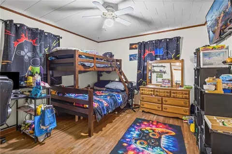 Bedroom - 5751 Howells Ferry Rd, Mobile, AL 36618 photo 3 of 3