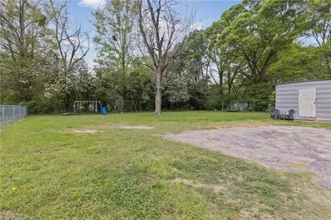 Exterior - 5751 Howells Ferry Rd, Mobile, AL 36618 photo 6 of 6