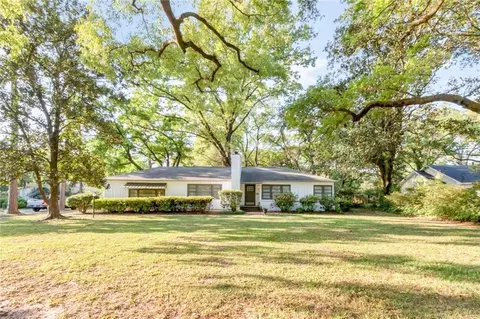 3905 Skyland Cir N, Mobile, AL 36693