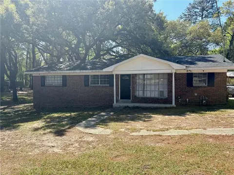 354 Thomas Rd, Satsuma, AL 36572