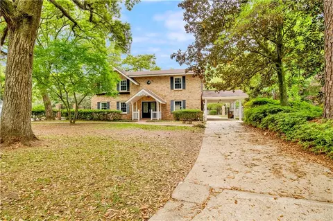 Exterior - 906 Azalea Rd, Mobile, AL 36693 photo 2 of 16