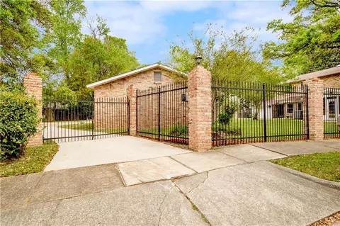 Exterior - 906 Azalea Rd, Mobile, AL 36693 photo 11 of 16