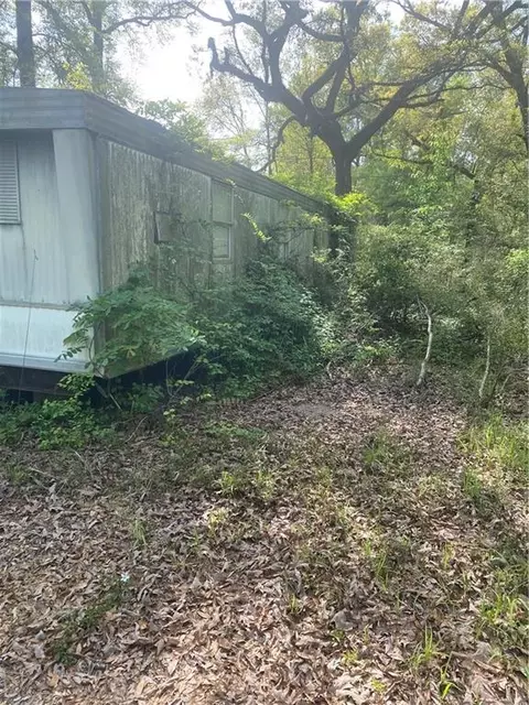 99 Carroll Ln, Creola, AL 36525