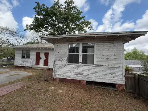 Exterior - 302 6th St, Chickasaw, AL 36611 photo 3 of 3