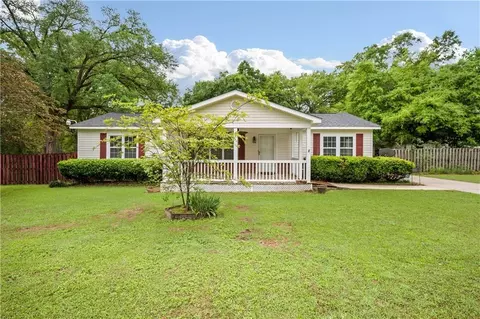 635 Wilson Blvd, Axis, AL 36505