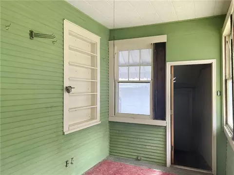 Exterior - 312 Lee St, Chickasaw, AL 36611 photo 3 of 7