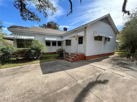 Exterior - 312 Lee St, Chickasaw, AL 36611 photo 5 of 7