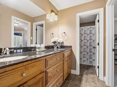 Bath - 9205 Redberry Dr, Mobile, AL 36695 photo 4 of 6