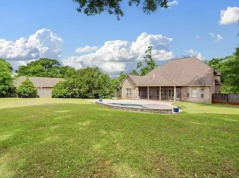 Exterior - 9205 Redberry Dr, Mobile, AL 36695 photo 6 of 6