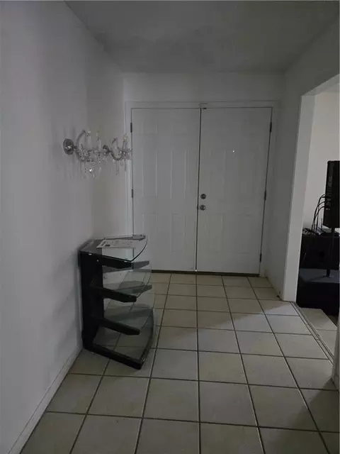 Entry Way - 2301 Lantern Ln W, Mobile, AL 36693 photo 1 of 2