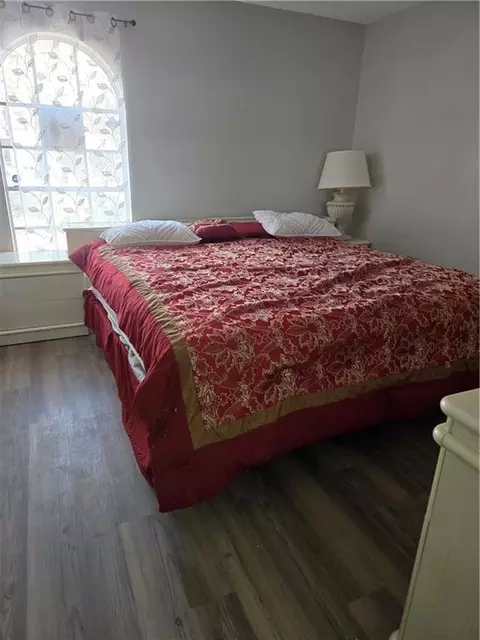 Bedroom - 2301 Lantern Ln W, Mobile, AL 36693 photo 5 of 6
