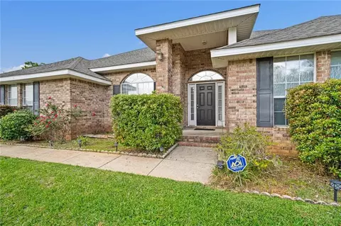 5169 Mossberg Dr E, Theodore, AL 36582