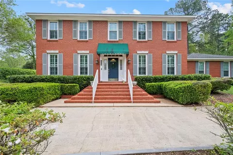 1609 Ridgeland Rd W, Mobile, AL 36695