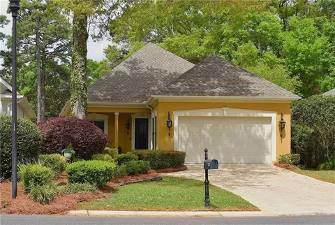 125 Chestnut Rdg, Fairhope, AL 36532