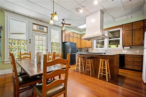 Kitchen - 350 Michigan Ave, Mobile, AL 36604 photo 1 of 3