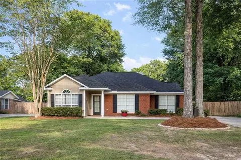 5201 Southern Oaks Trl, Grand Bay, AL 36541
