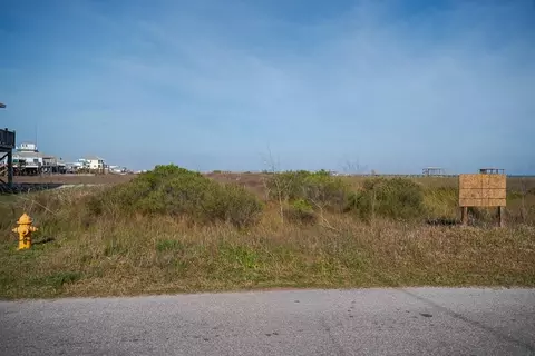 2308 Island Shores Dr, Dauphin Island, AL 36528