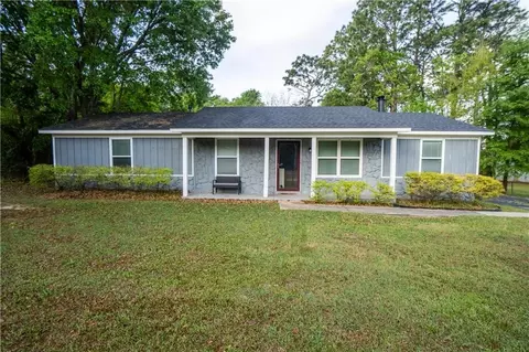 2988 Cottage Knoll Dr, Mobile, AL 36695
