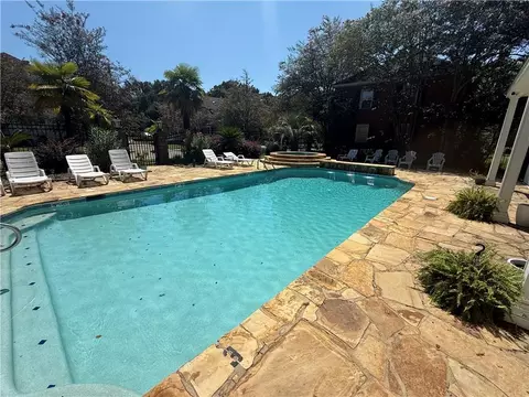 Exterior - 214 Upham St #4C, Mobile, AL 36607 photo 5 of 6