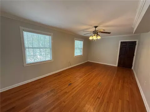 Living - 214 Upham St #4C, Mobile, AL 36607 photo 1 of 3