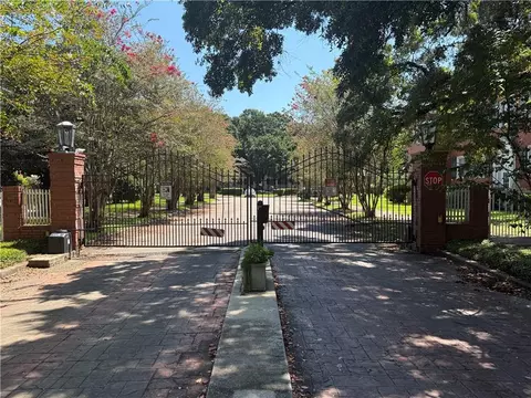 View/Area - 214 Upham St #4C, Mobile, AL 36607 photo 1 of 1