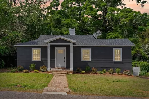 41 Hathaway Rd W, Mobile, AL 36608