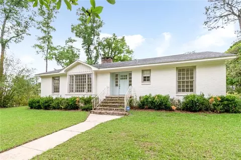 4 Turnout Ln, Mobile, AL 36608