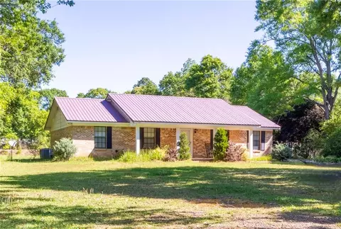 10280 Garris Dr, Mobile, AL 36695