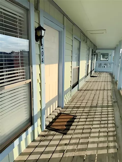 920 W Lagoon Ave #B204, Gulf Shores, AL 36542