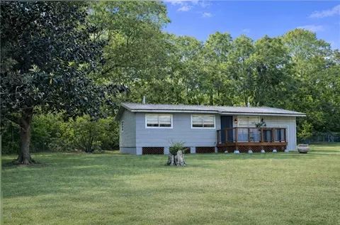 100 Turner Ln, Eight Mile, AL 36613