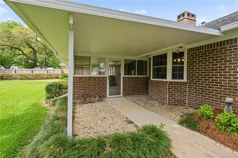 Exterior - 1290 Spring Valley Dr E, Mobile, AL 36693 photo 8 of 12