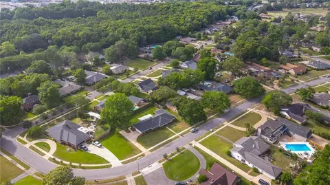 View/Area - 1290 Spring Valley Dr E, Mobile, AL 36693 photo 4 of 4