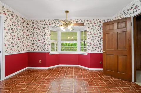 Dining - 1290 Spring Valley Dr E, Mobile, AL 36693 photo 1 of 1