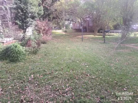 Exterior - 319 4th St, Chickasaw, AL 36611 photo 3 of 5