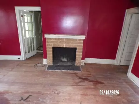 Living - 319 4th St, Chickasaw, AL 36611 photo 2 of 2
