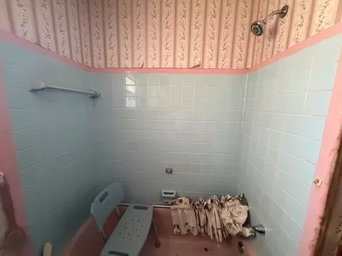 Bath - 1707 Forrest St, Mobile, AL 36605 photo 2 of 2