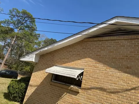 Exterior - 1707 Forrest St, Mobile, AL 36605 photo 6 of 7