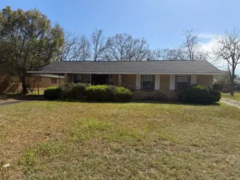 1707 Forrest St, Mobile, AL 36605