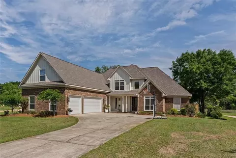 5750 Riverview Plantation Dr, Theodore, AL 36582