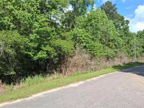 3849 Carr Ln, Wilmer, AL 36587