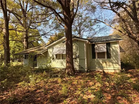 11040 Saltaire Dr, Theodore, AL 36582