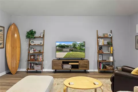 Living - 9 Cosgrove Dr, Mobile, AL 36608 photo 1 of 1