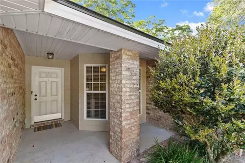 Exterior - 9 Cosgrove Dr, Mobile, AL 36608 photo 11 of 27