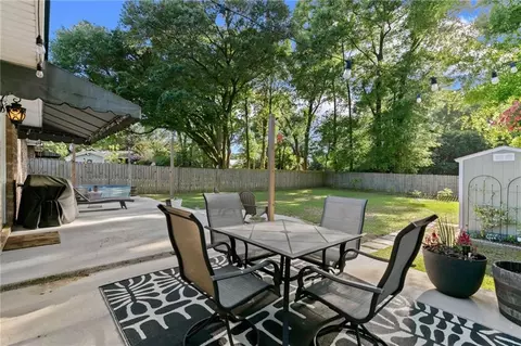 Exterior - 9 Cosgrove Dr, Mobile, AL 36608 photo 18 of 27