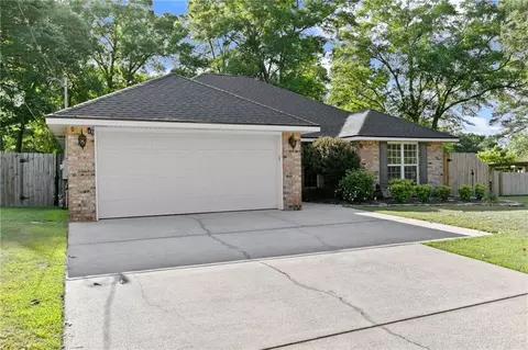 Exterior - 9 Cosgrove Dr, Mobile, AL 36608 photo 4 of 27