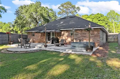 Exterior - 9 Cosgrove Dr, Mobile, AL 36608 photo 15 of 27
